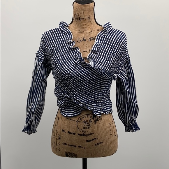 Zara bloggers fave smocked crop top - Picture 2 of 16